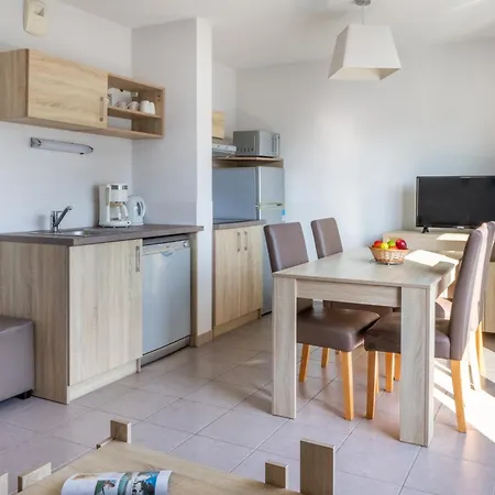 Odalys Les Iles Du Morbihan 3* بادن